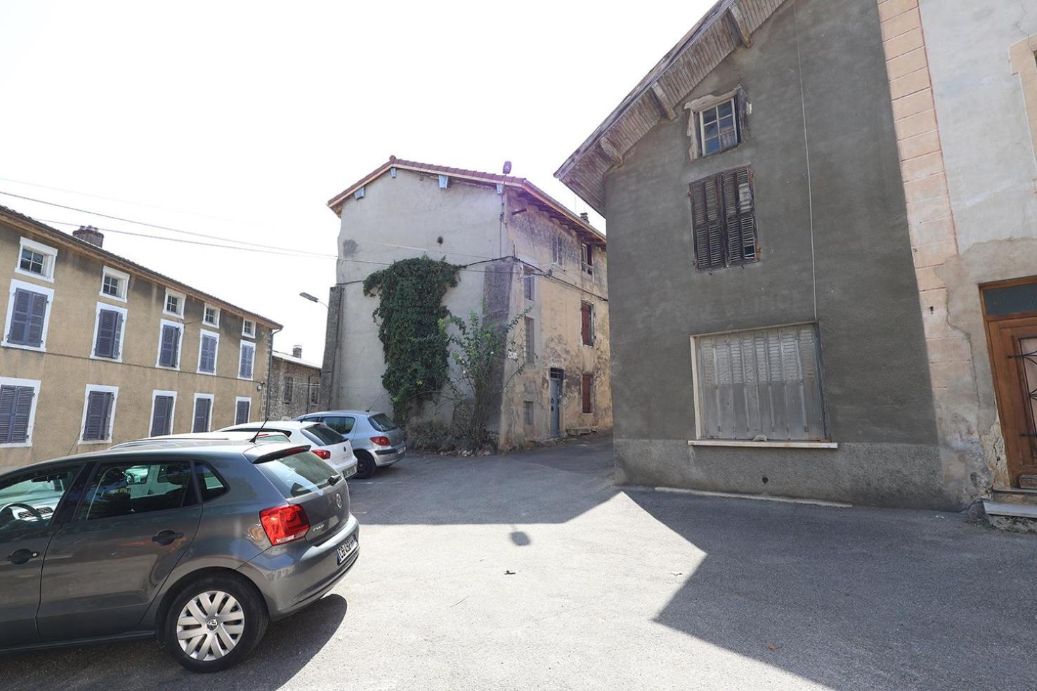 L'Emeraude - 1 A 4P - Wifi Fibre - Parking Gratuit Pont-dʼAin Exterior foto